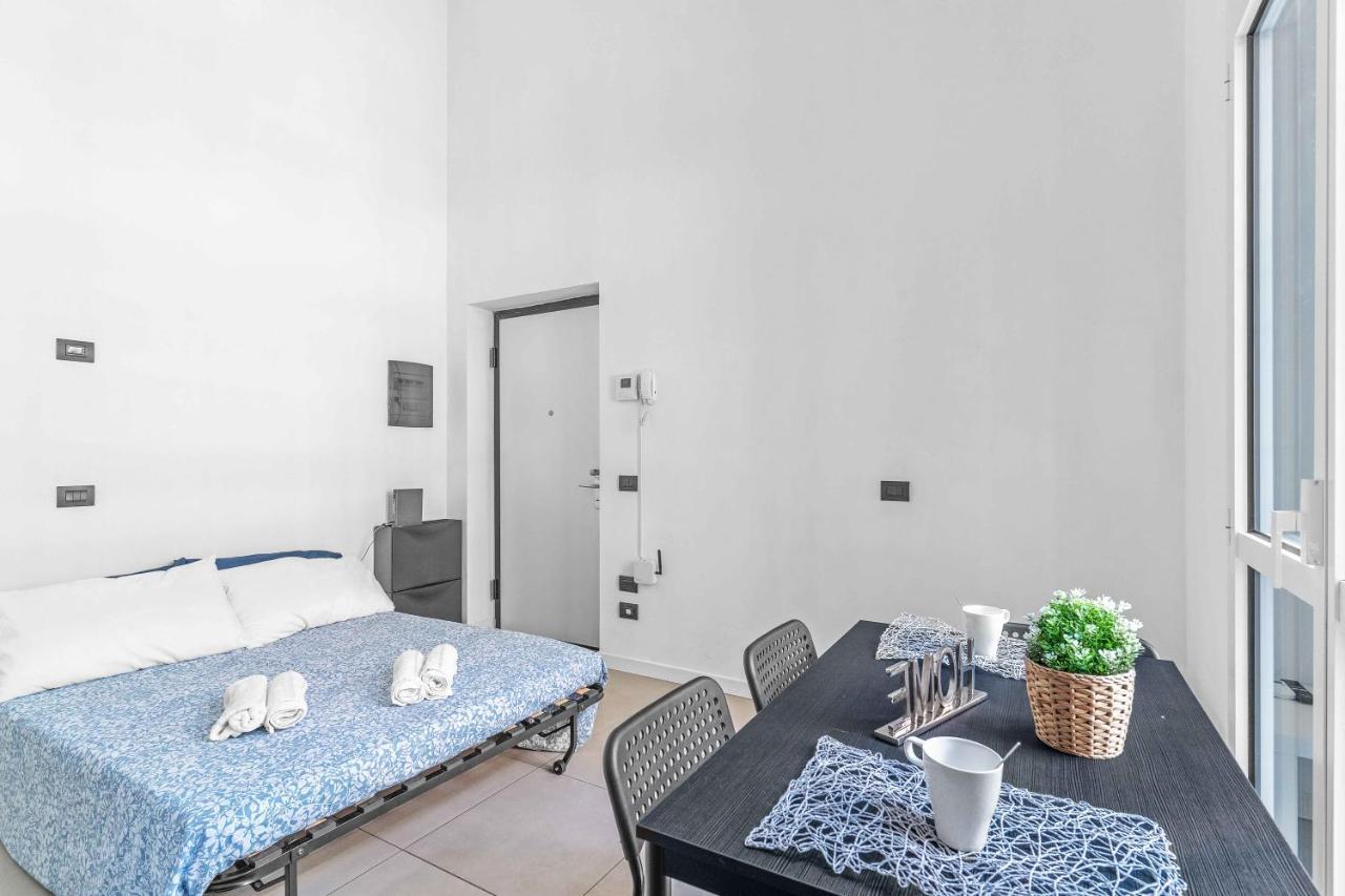 Cos54 - Exclusive Apartment With Garden In Мілан Екстер'єр фото